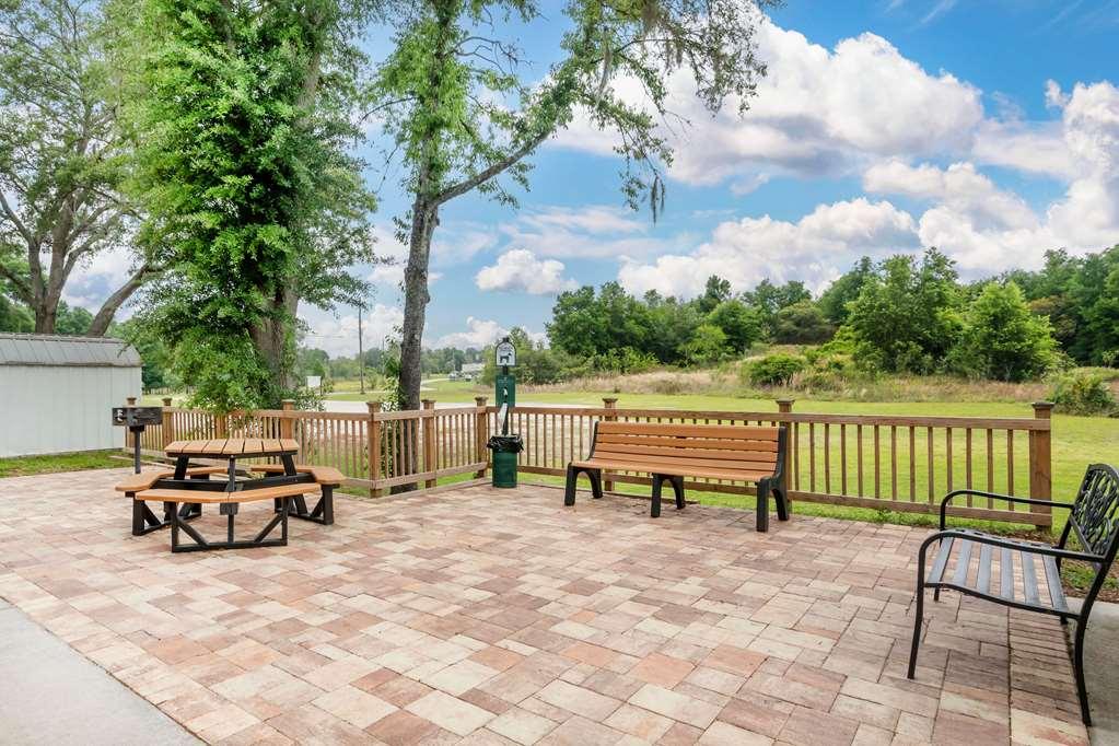 Microtel Inn & Suites By Wyndham Brooksville Ridge Manor Зручності фото